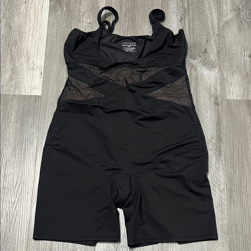 Cacique woman’s open bust thigh shaper/ black / shapewear/ size 18-20